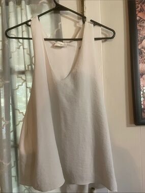 Everly White V-Neck Satin-Feel Camisole
